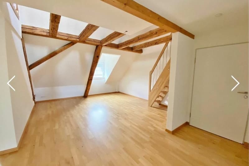 Besonderes Wohngefühl | Charmante Dachwohnung mit wunderschöner Galerie (3)