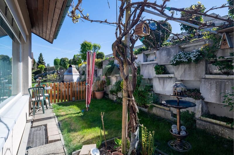 Corner house in Anglikon: 5.5 rooms with garden (12)