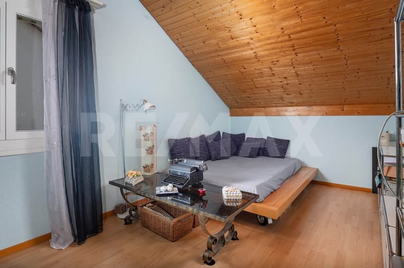 Corner house in Anglikon: 5.5 rooms with garden (8)
