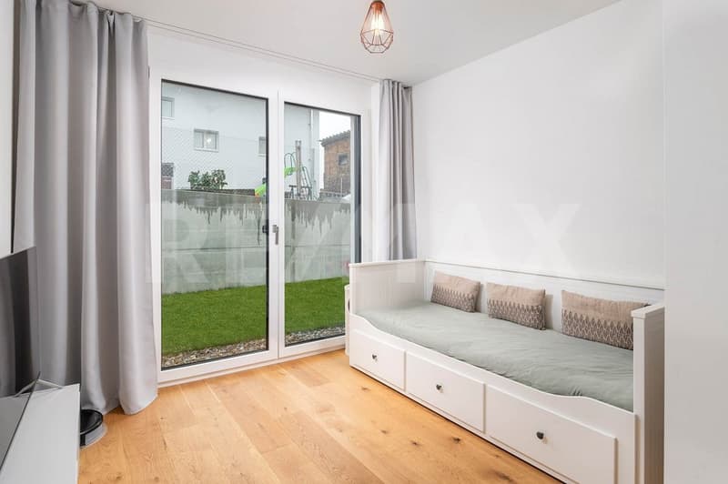 Maison mitoyenne moderne de 5,5 pièces avec jardin d'hiver (7)