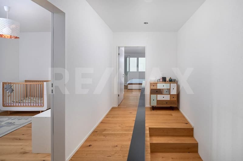 Maison mitoyenne moderne de 5,5 pièces avec jardin d'hiver (12)