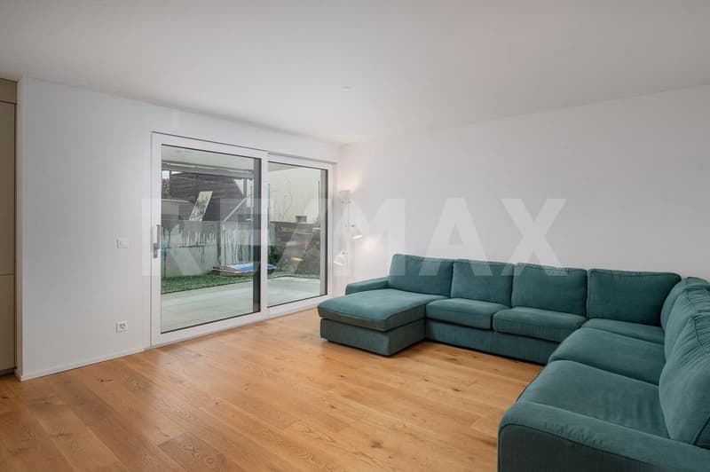 Maison mitoyenne moderne de 5,5 pièces avec jardin d'hiver (4)