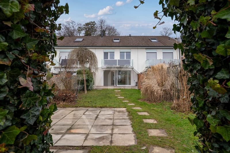 Reihenmittelhaus Ruhe, Raum und Rückzugsorte auf drei Etagen (1)