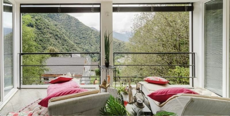 Exclusive, modern villa with breathtaking views and high-quality furnishings (6)
