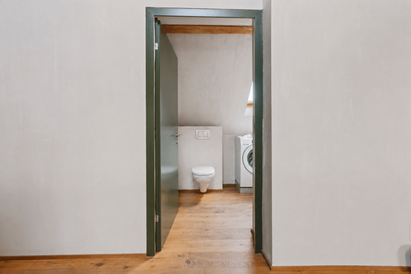 2.5-room attic apartment with roof terrace - District 4 (11)