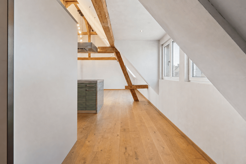 2.5-room attic apartment with roof terrace - District 4 (10)