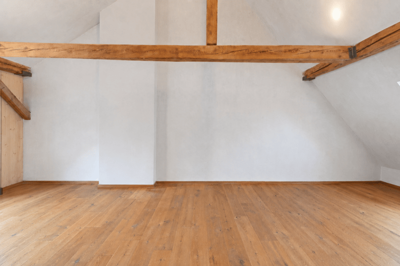 2.5-room attic apartment with roof terrace - District 4 (6)