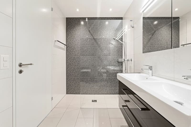 Appartement de terrasse exclusif 4.5 pièces avec belle vue (19)