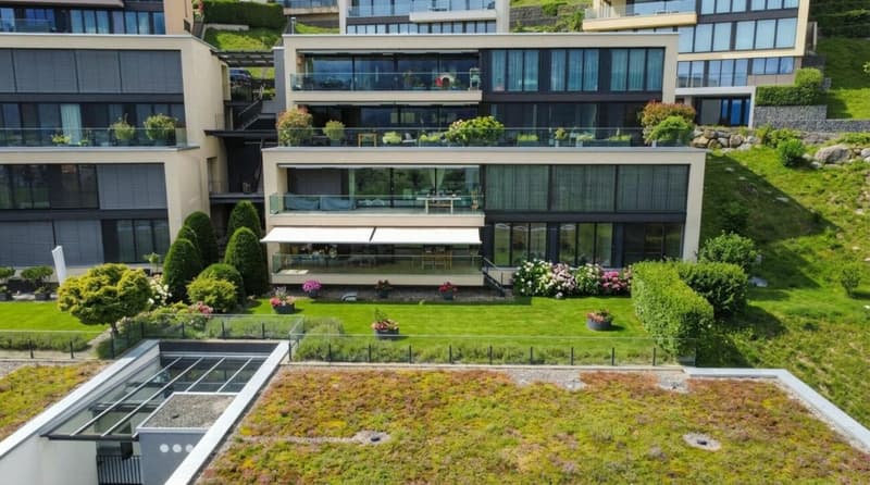 Appartement de terrasse exclusif 4.5 pièces avec belle vue (1)