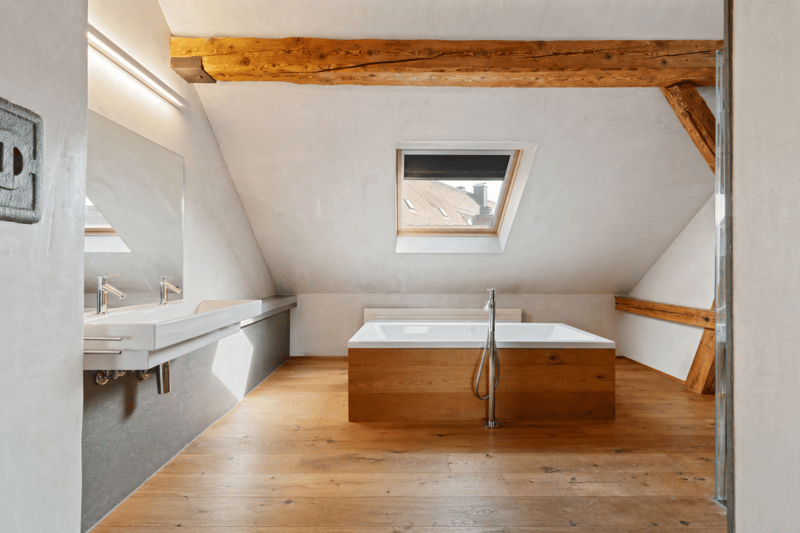 2.5-Zi.-Attikawohnung mit Dachterrasse - Kreis 4 (15)