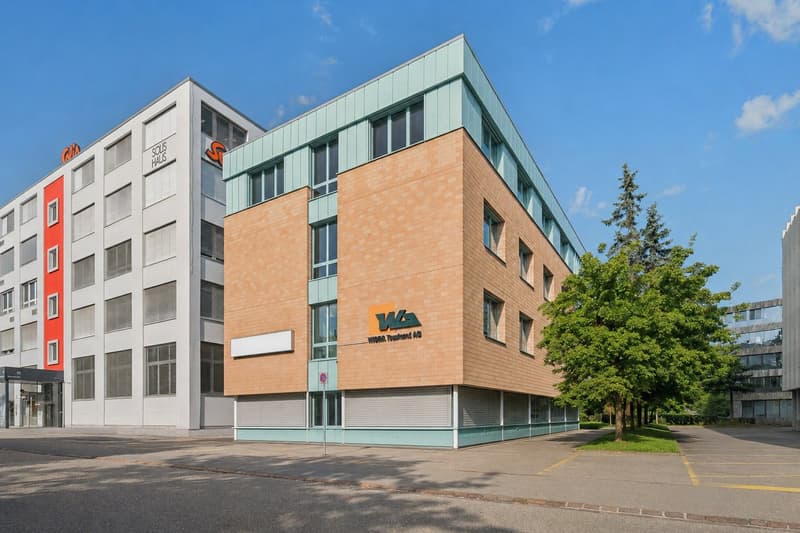 Spazi commerciali in posizione centrale a Opfikon (2)