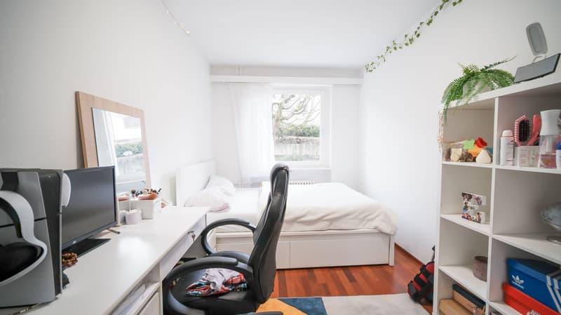 Frisch modernisierte 3.5-Zi.-Wohnung mit Balkon in Binningen (8)