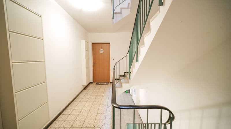 Frisch modernisierte 3.5-Zi.-Wohnung mit Balkon in Binningen (12)