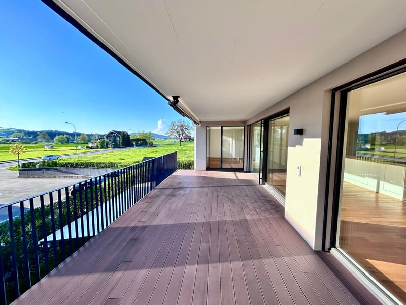 Bright 4.5-room apartment with balcony in Neudorf for sale (11)