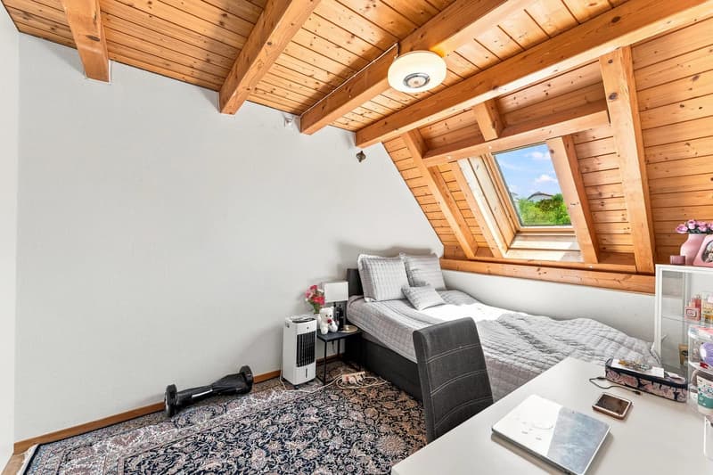 Grosszügige 6.5-Zimmer-Dach-Maisonette - Ein Zuhause für die ganze Familie (11)