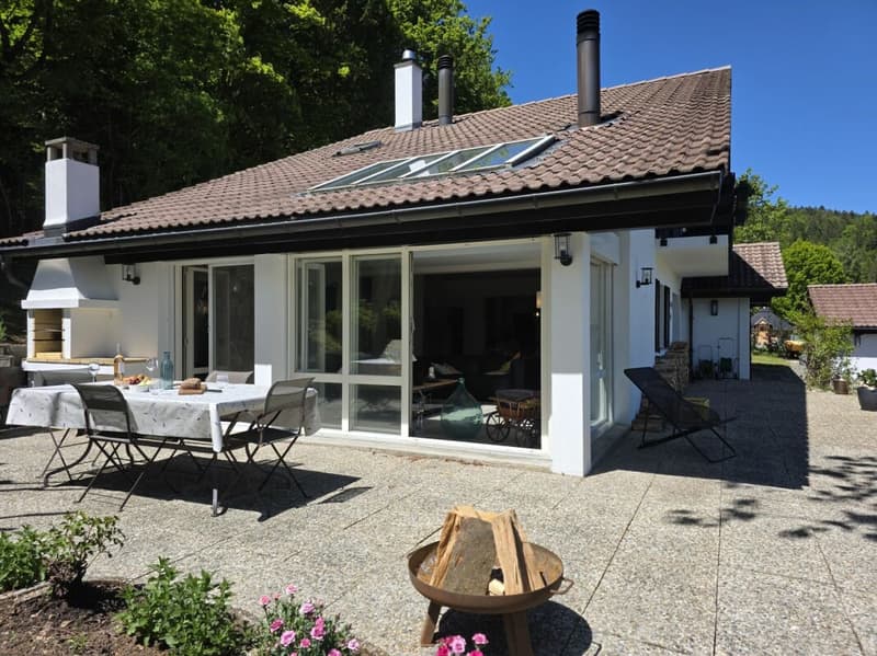 Magnificent individual villa with 4 rooms 1/2 and independent studio on a very beautiful plot of 1'240 m2 (15)