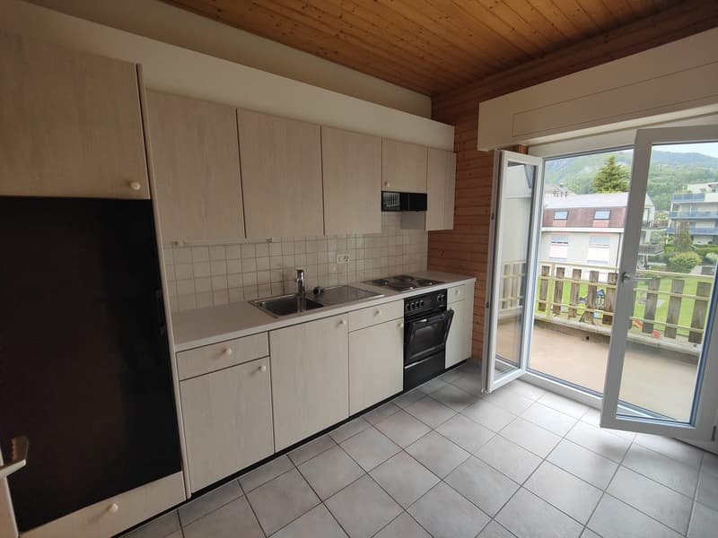 2.5-room apartment with balcony in Broc (2)