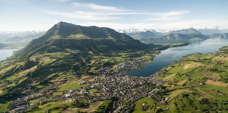 Newly built apartment with balcony in the village center of Küssnacht am Rigi (5)