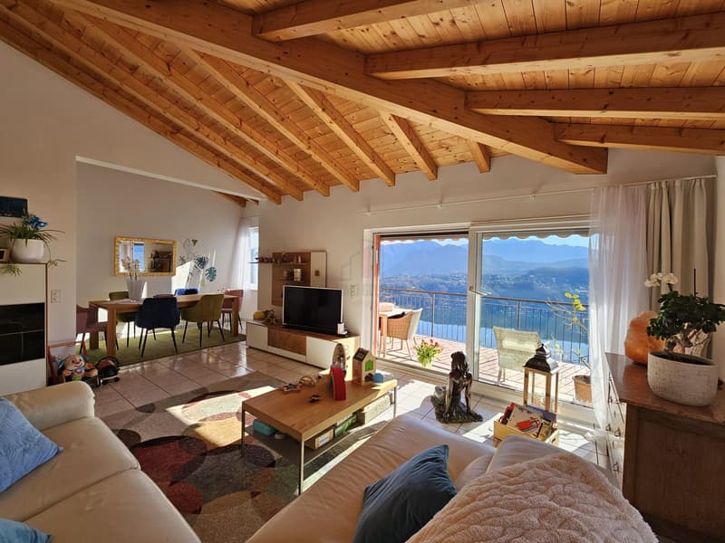 FANTASTIC SEMI-DETACHED HOUSE WITH BREATHTAKING VIEW (3)