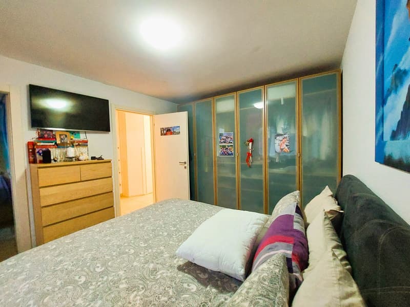 BRIGHT APARTMENT WITH PRIVATE GARDEN (3)