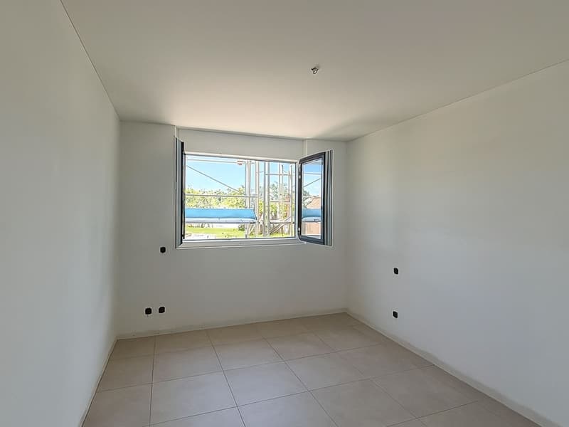 PRICE REDUCTION - YOUR NEW HOME IS ALMOST READY (6)