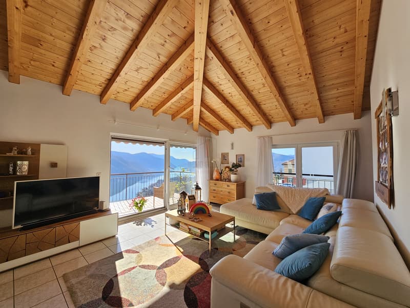 FANTASTISCHES DOPPELHAUS MIT ATEMBERAUBENDER AUSsICHT (2)