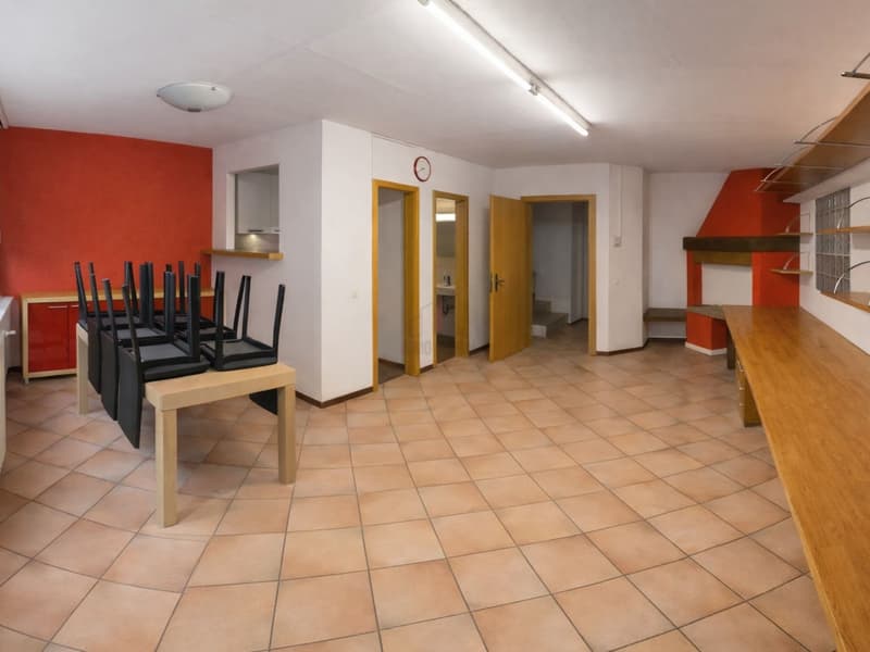 Commerciale en location, bureau/entrepôt (2)