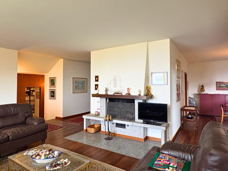 Dein Zuhause mit großem Garten und atemberaubendem Blick (3)
