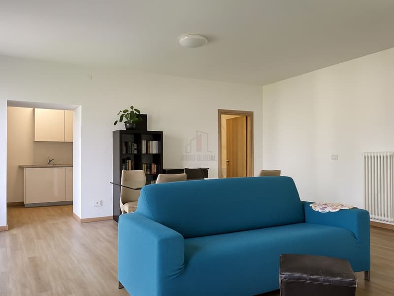Komfortables Apartment mit teilweiser Seesicht (4)