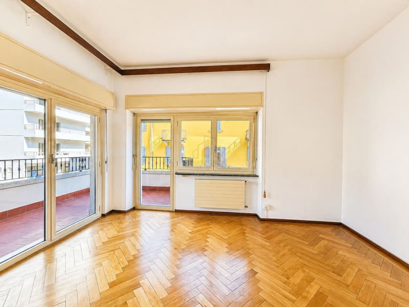 Cozy and Bright Three-Room Apartment near the City Center (5)