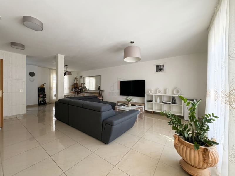GRAZIOSA CASA CONTIGUA (2)