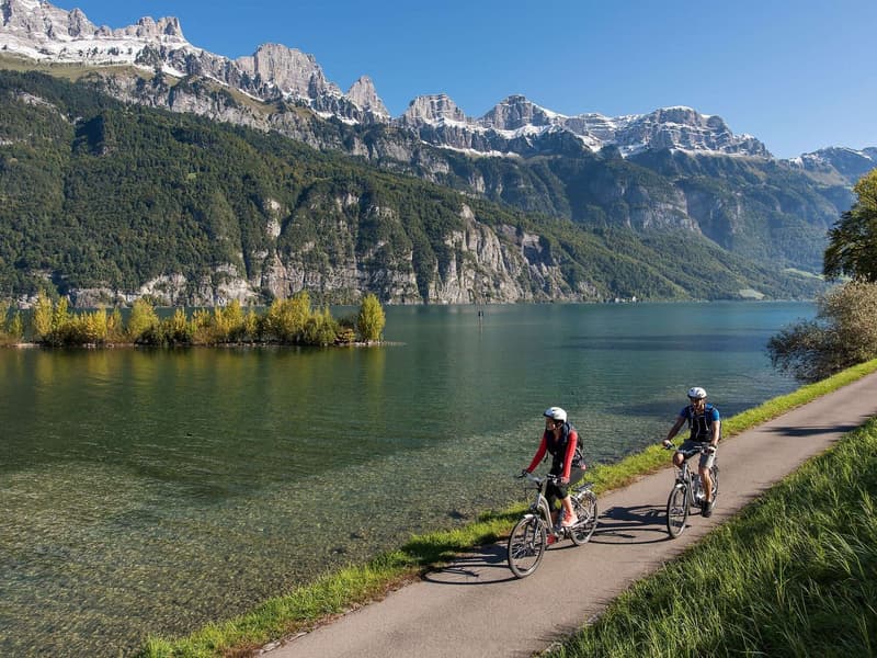 Exclusive 3.5-room apartment as a second home with a dreamy panoramic view of Lake Walensee (30)