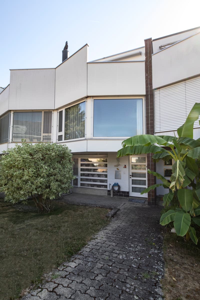 Charmantes 5½-Zimmer Reiheneinfamilienhaus in Therwil zu verkaufen (1)