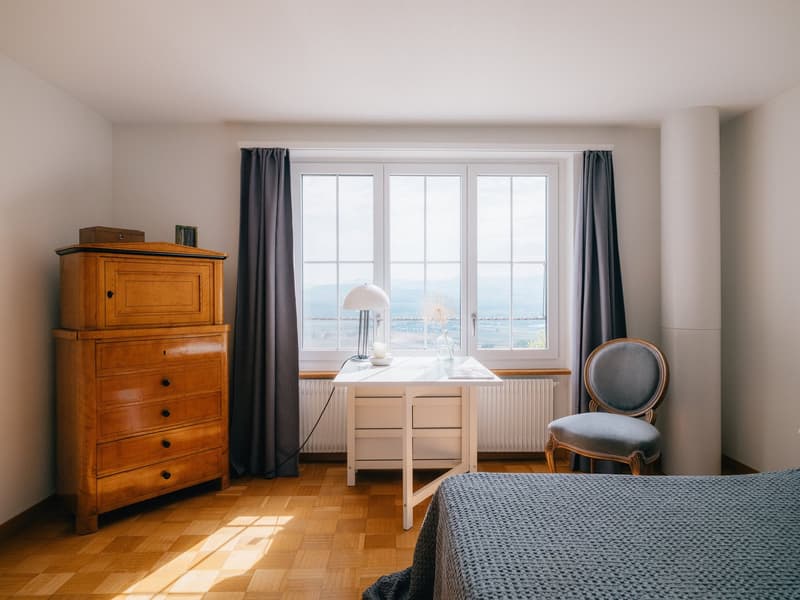 6½-Zimmer Einfamilienhaus mit Charme, viel Platz und wunderbarer Aussicht (15)