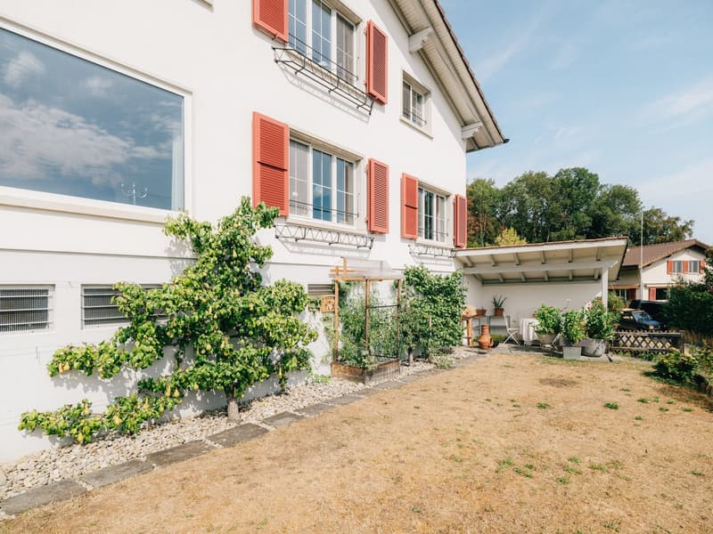 6½-Zimmer Einfamilienhaus mit Charme, viel Platz und wunderbarer Aussicht (21)