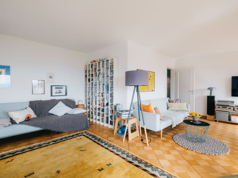 6½-Zimmer Einfamilienhaus mit Charme, viel Platz und wunderbarer Aussicht (8)