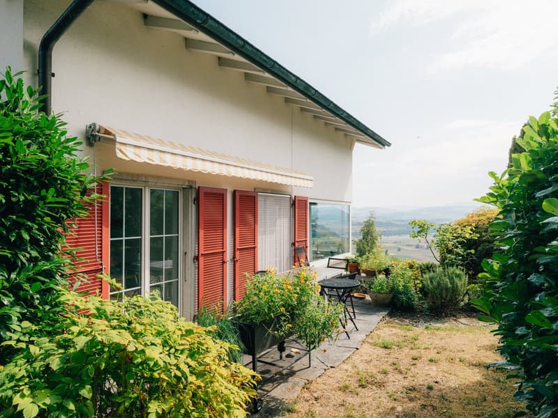 6½-Zimmer Einfamilienhaus mit Charme, viel Platz und wunderbarer Aussicht (19)