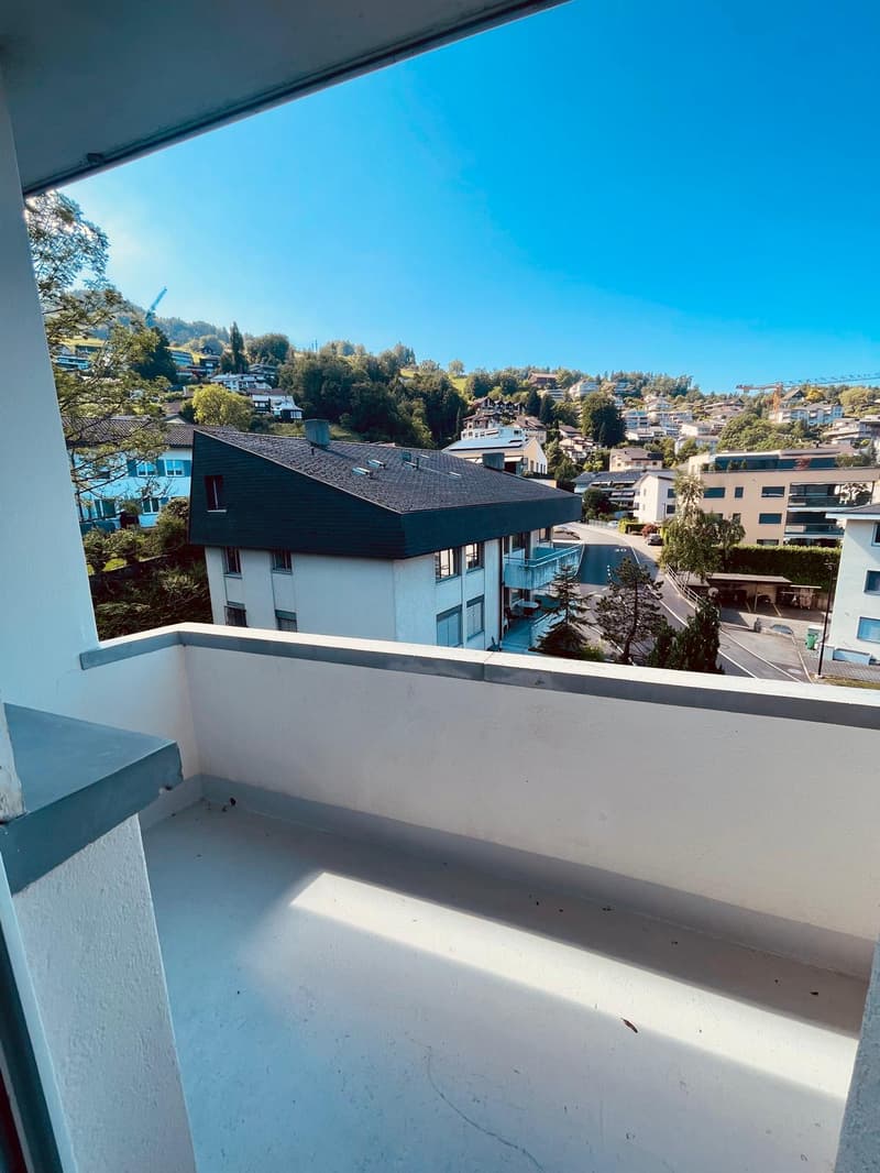 Sunny 4.5-room apartment in Hergiswil with lake view including outdoor parking space (17)