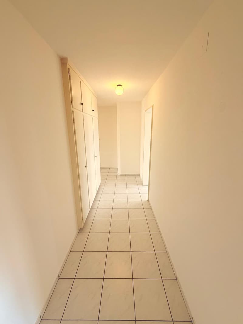 Bright 4.5-room apartment with balcony and lake proximity in Lucerne (5)