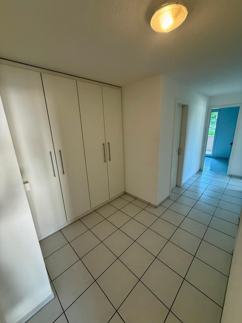 Sonnige 3.5-Zimmer-Wohnung mit Balkon in Kriens zu vermieten (6)