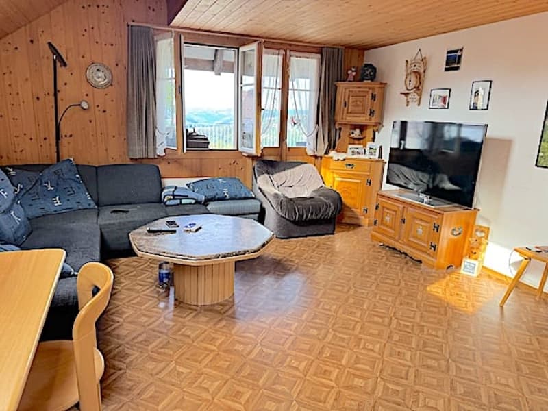 Rent or Buy: Panoramic Restaurant with 2 Apartments and 1 Studio (27)
