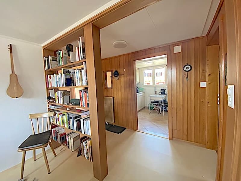 Mehrfamilienhaus m. grossem Garten, 13 Zimmer, 3 Wohnungen (29)