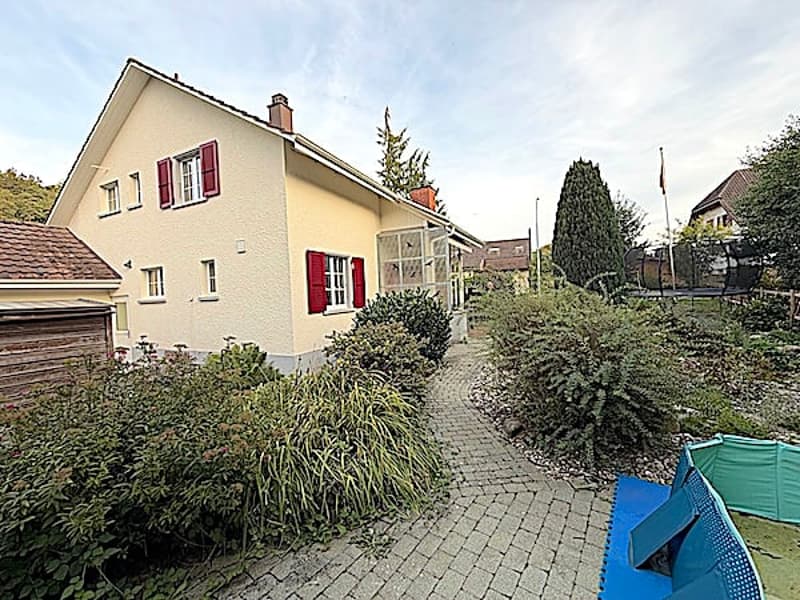 "Viu Platz zum läbe" - 4.5-Zimmer-EFH mit Garten und Cheminée in Melchnau (4)