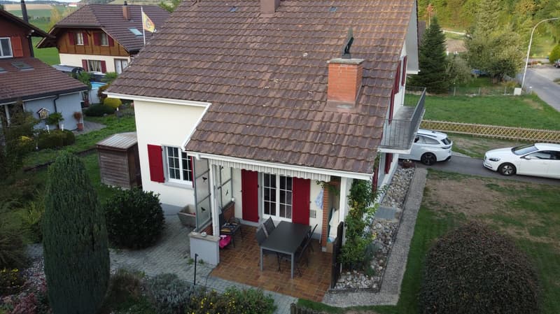 "Viu Platz zum läbe" - 4.5-Zimmer-EFH mit Garten und Cheminée in Melchnau (6)