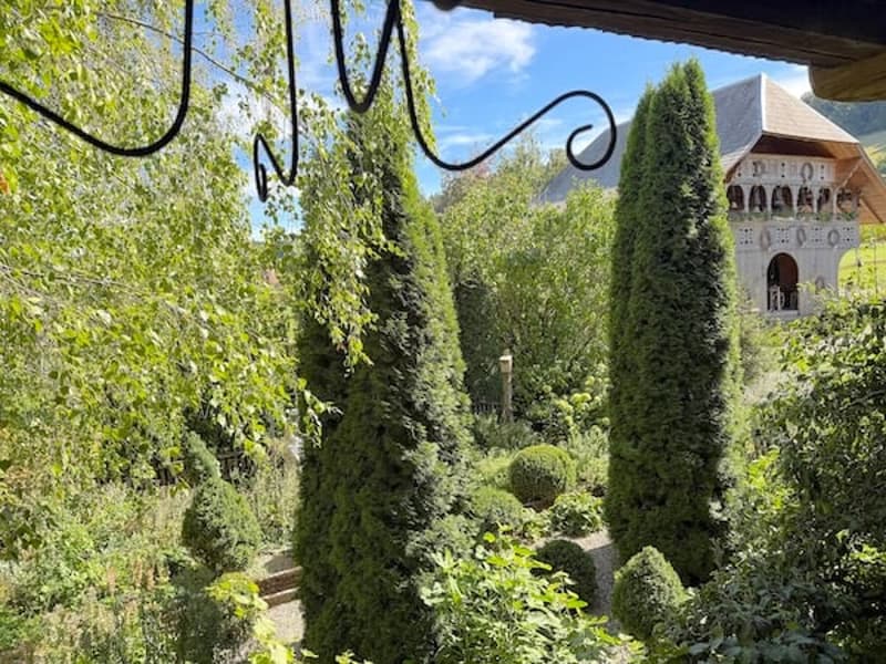 Ein Bauernhaus wie im Paradies! (6)