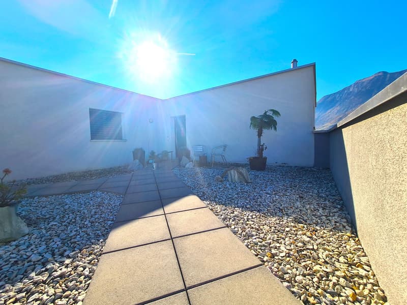 Un modo di vivere nel cuore di Saxon: Attico-LOFT di 2,5 locali: Vendita o locazione / 2 posti auto (4)