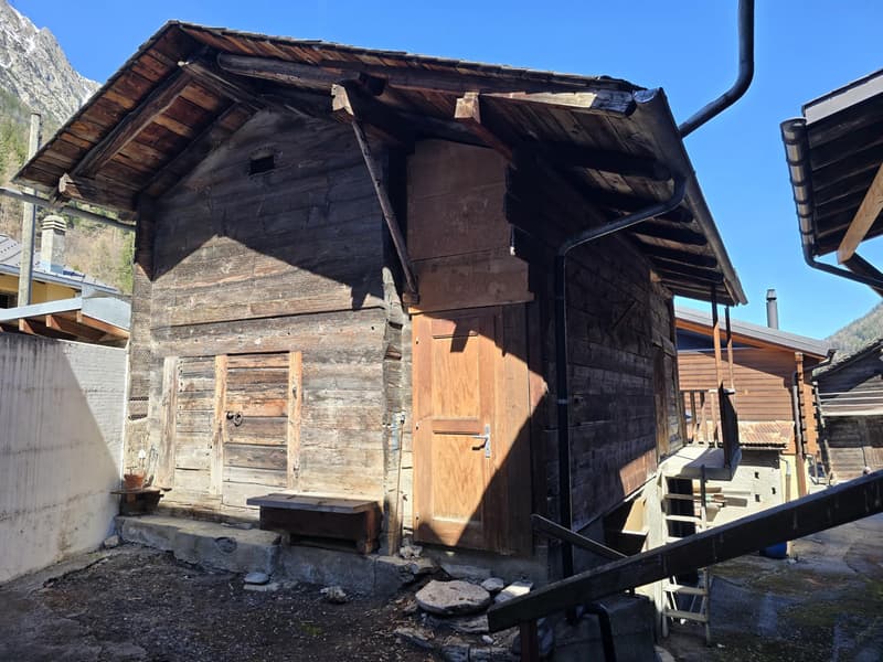 Un progetto da immaginare: Casa da ristrutturare nel cuore di Praz-de-Fort - bel potenziale per 2 alloggi (8)