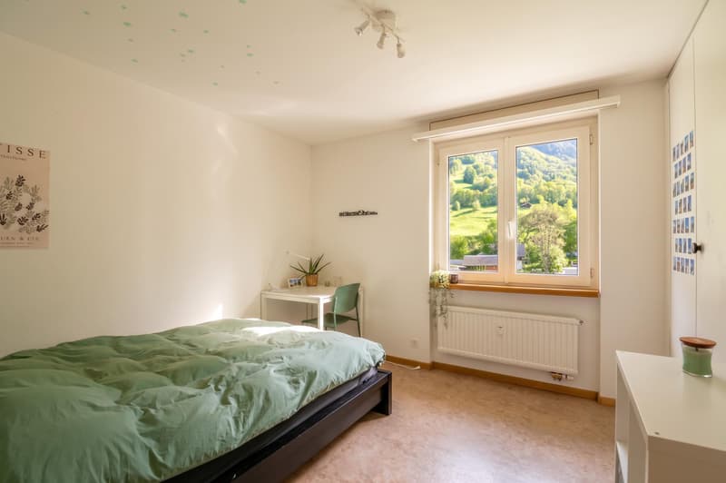SPACIEUX 4.5 PIÈCES AVEC VUE PANORAMIQUE SUR LES MONTAGNES (5)