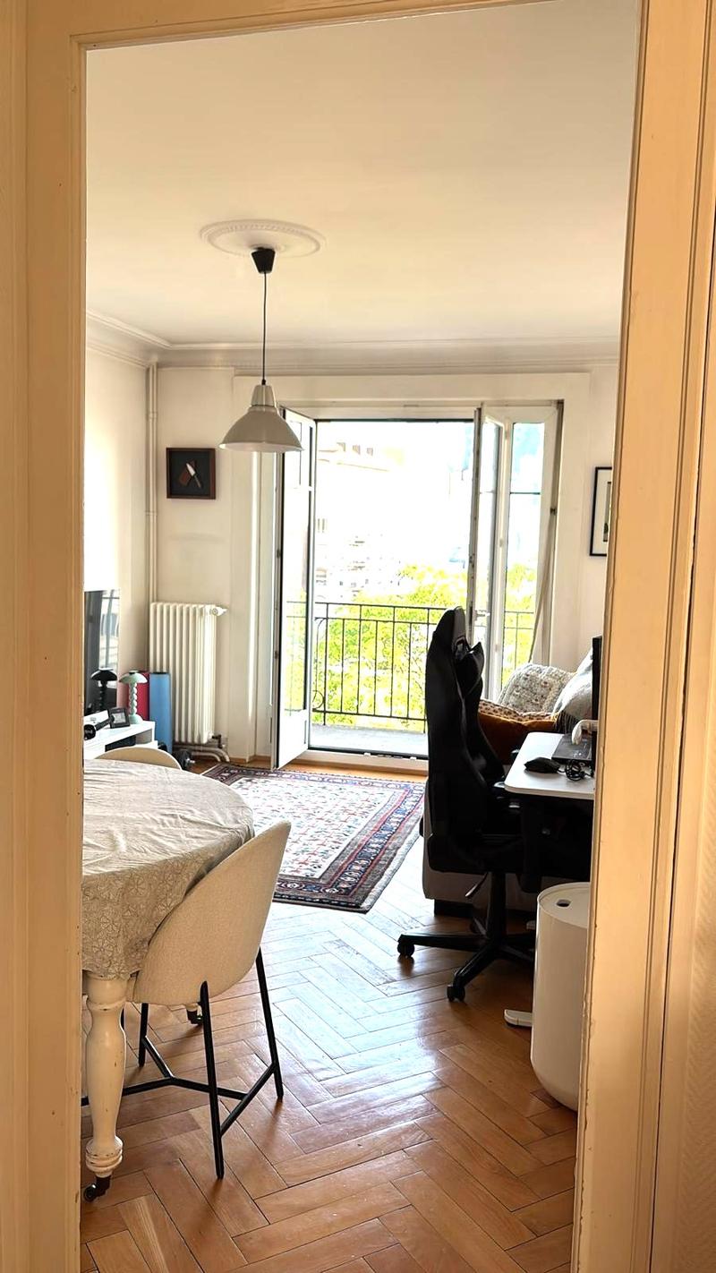 Charmant appartement de 3 pièces avec balcon. (5)