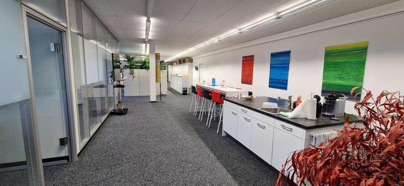 Moderne Büroräume an Toplage (2)